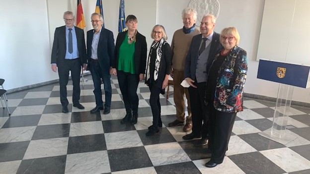 Die Spendenübergabe des Lions Club Brühl fand in einer Feierstunde im Kapitelsaal des Brühler Rathauses statt.